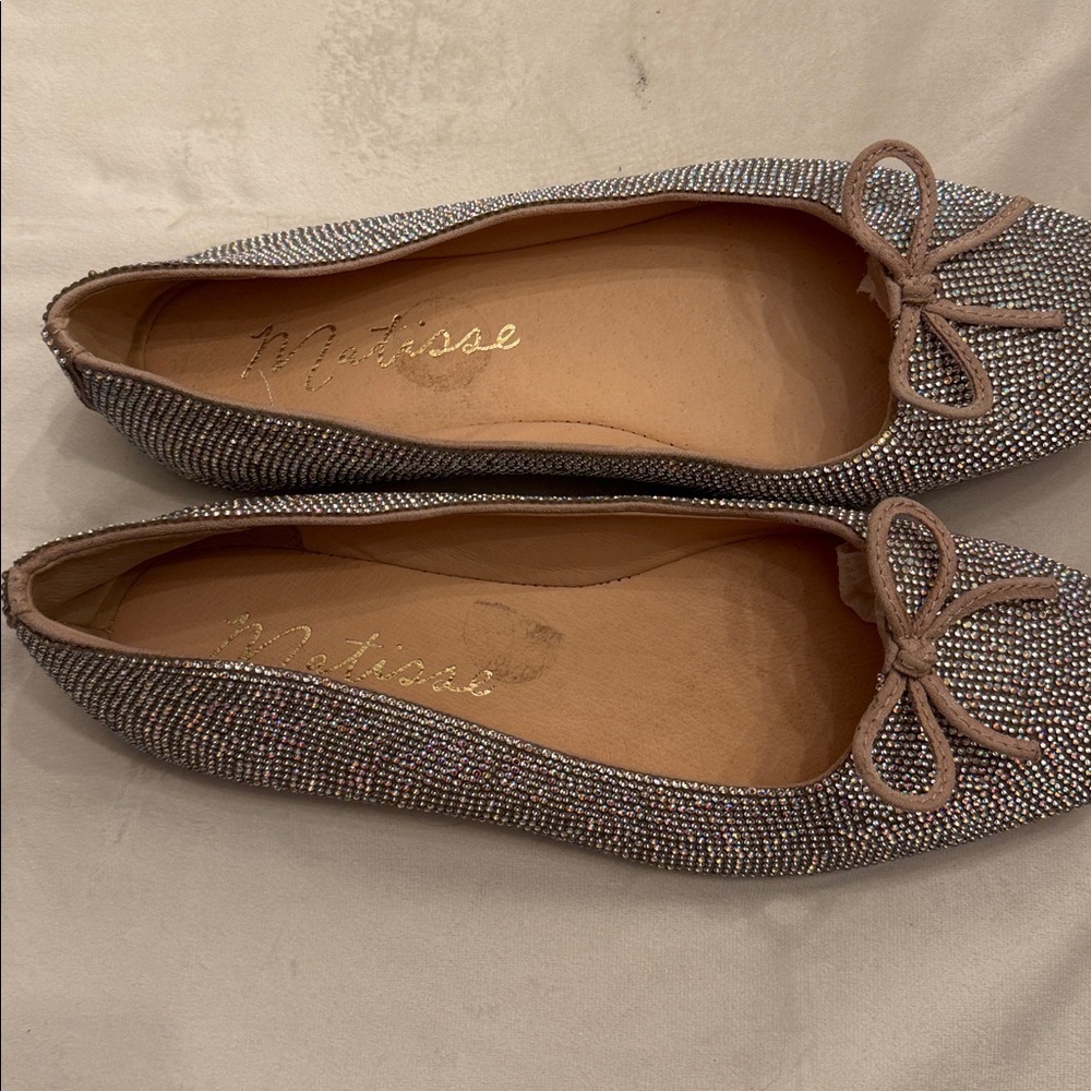 Matisse Roxy Glittering Silver Flats with Bow, sz 8 - Picture 6 of 8